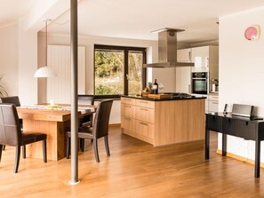 Leilighet | Eget kjøkken | Ovn og brødrister