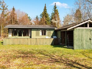 Exterior - 4 Person Holiday Home in Glesborg (Glesborg)