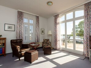 Living area - 1 Villa Blanck Comfortable Holiday Residence (Malchow)