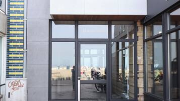 Apartment | Perincian bahagian luar