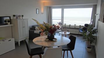 Apartment | Tempat makan