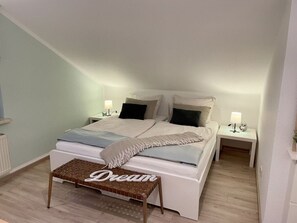 1 bedroom, iron/ironing board - Holiday Apartment Sonnennest (Bad Wildungen)