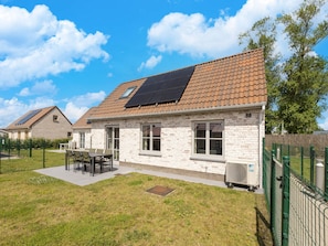 House | Exterior