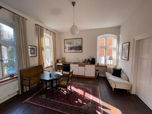 Dining - Ebbe Comfortable Holiday Residence (Esens)