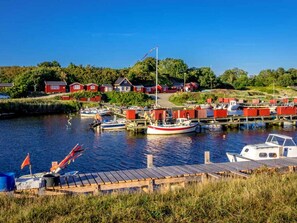 House | Marina - 6 Person Holiday Home in Aakirkeby (Akirkeby)