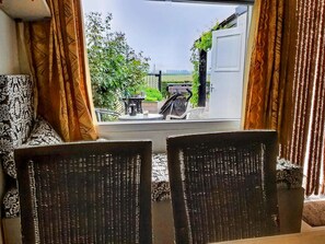 Dining - Quaint Holiday Home in Lamswaarde With Garden (Lamswaarde)