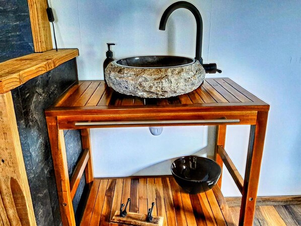 Maison | Salle de bain | Serviettes fournies