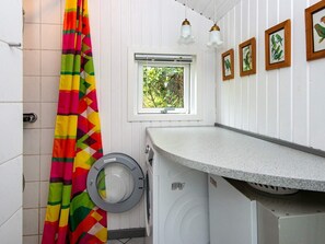 House | Bathroom