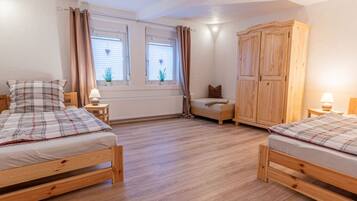 House | 2 bedrooms, individually furnished
