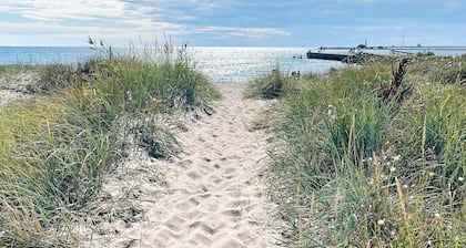 6 Person Holiday Home in Klintehamn-by Traum