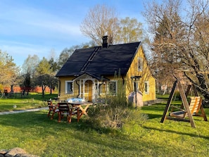 House | Exterior - 6 Person Holiday Home in Klintehamn (Klintehamn)