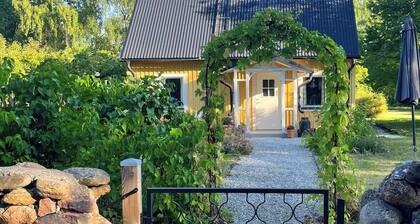 6 Person Holiday Home in Klintehamn