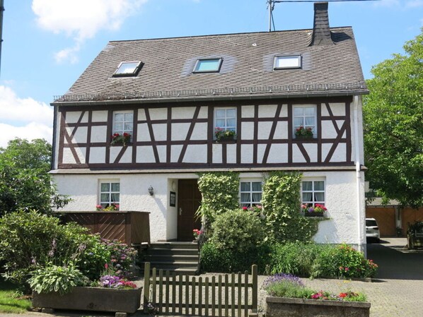 Exterior - Holiday Apartment "cornflower" (Irmenach)