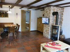 Dining - Holiday Apartment "cornflower" (Irmenach)