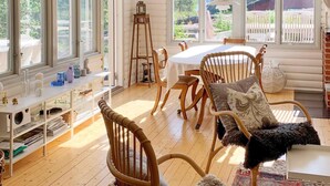 House | Dining