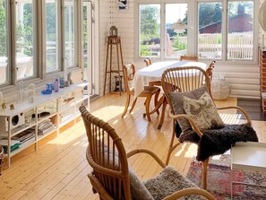 House | Dining