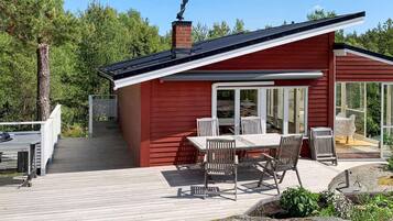 House | Outdoor dining