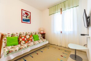 Apartment | Living room