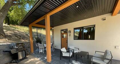 Hazelnut Farm Vacation Cottage
