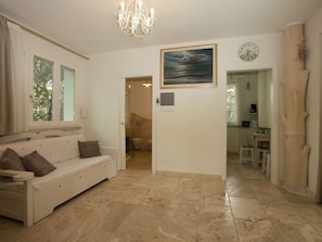House | Living area - Holiday Home by Marina Beach Tuscany (Castagneto Carducci)