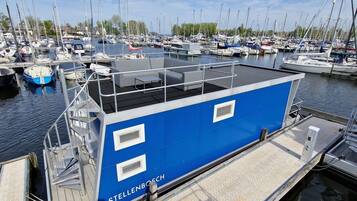 Mobile Home | Balcony