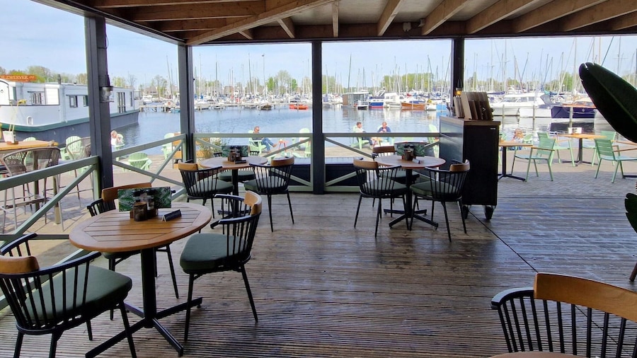 Water Lodge in Naarden With Marina Views