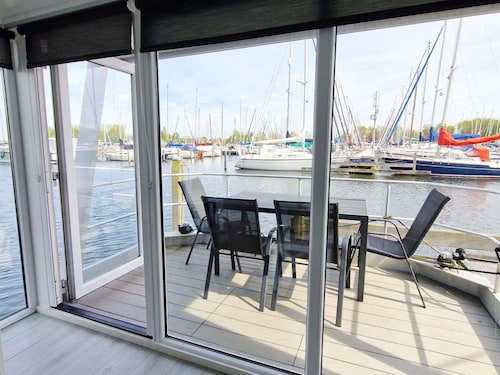 Water Lodge in Naarden With Marina Views