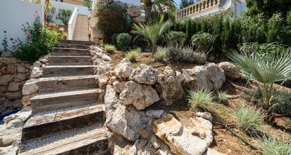 Modern Stay Near Monte Solana