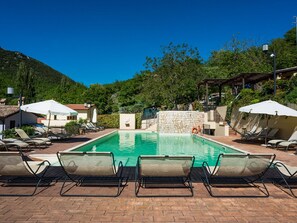 House | Pool