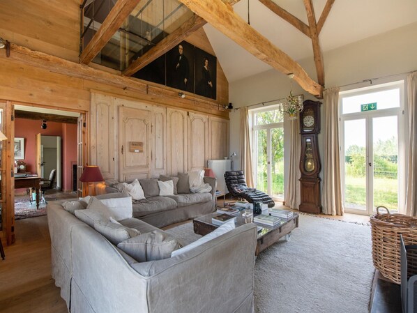 Fireplace - Premium Farmhouse in Nieuwmunster With Pool (Zuienkerke)