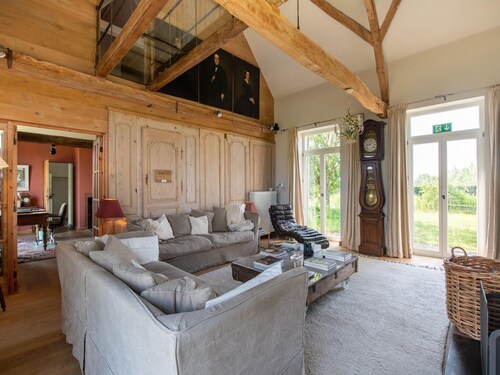 Premium Farmhouse in Nieuwmunster With Pool