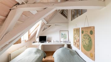 3 bedrooms, individually furnished