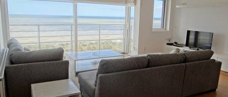 Apartment | Living room