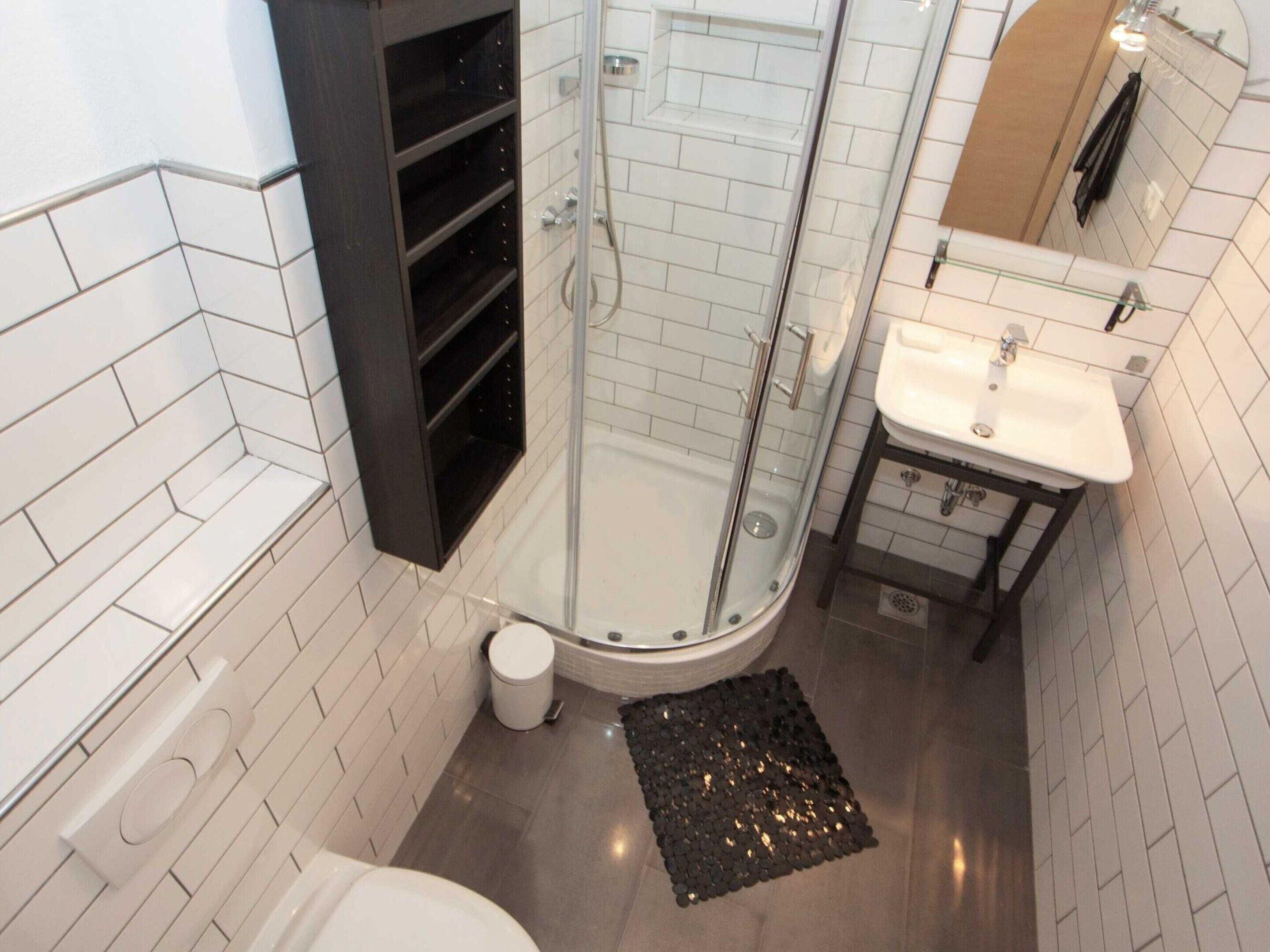 Apartment | Bathroom