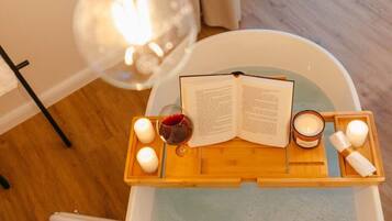 Ferienhaus | 2 Schlafzimmer, individuell eingerichtet