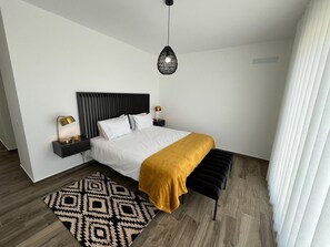 Hus | 3 sovrum, unika möbler och sängkläder