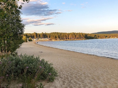 8 Person Holiday Home in Osen