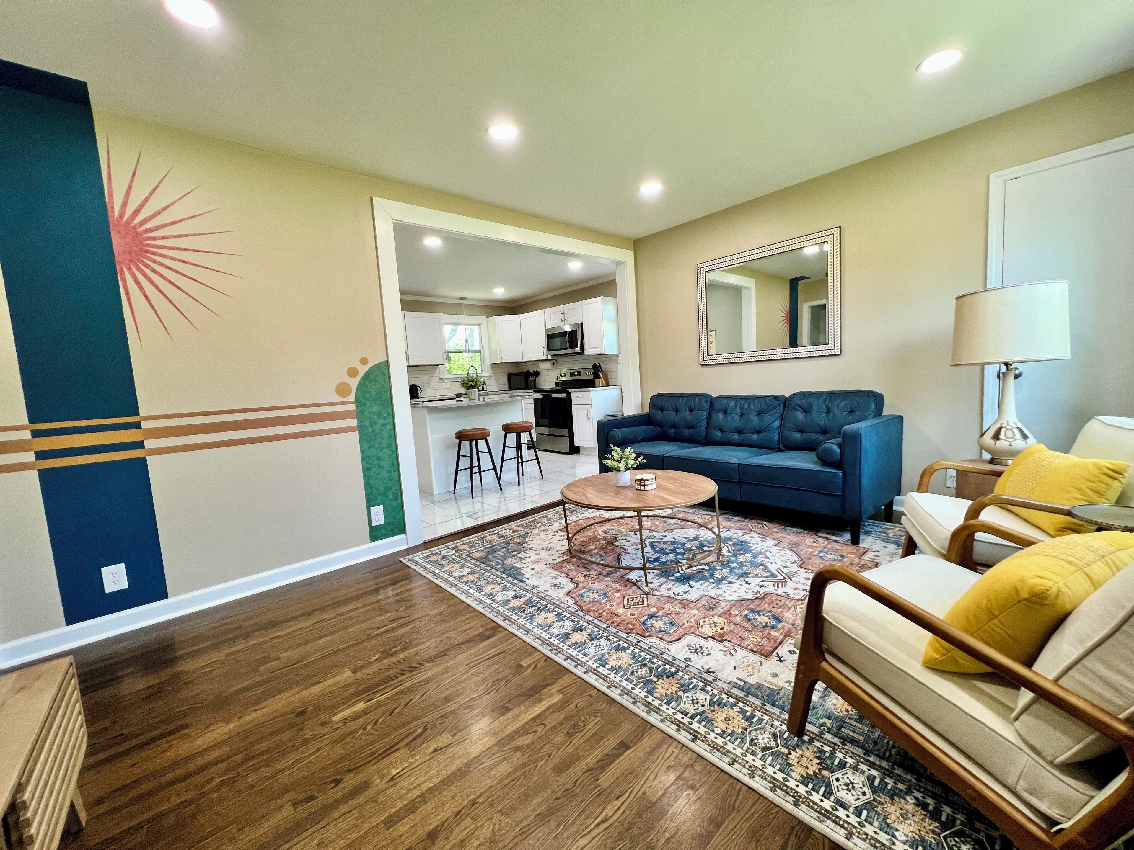 Central Nashville location - 8 minutes from everything!