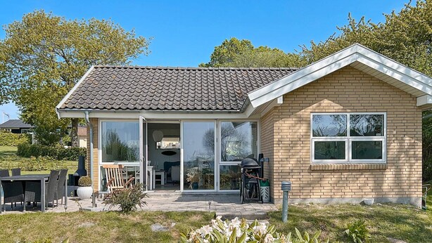 House | Outdoor dining - 4 Person Holiday Home in Sydals (Sydals)