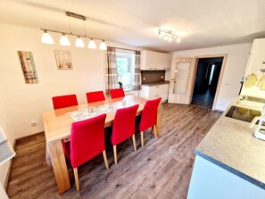 Dining - Beautiful Apartment Near Worthersee (Kottmannsdorf)