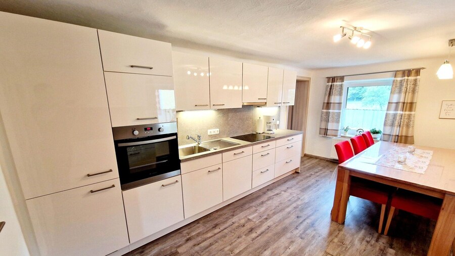 Beautiful Apartment Near Worthersee