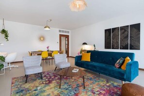 Living area - Apartment Marina Sky (Lagos)