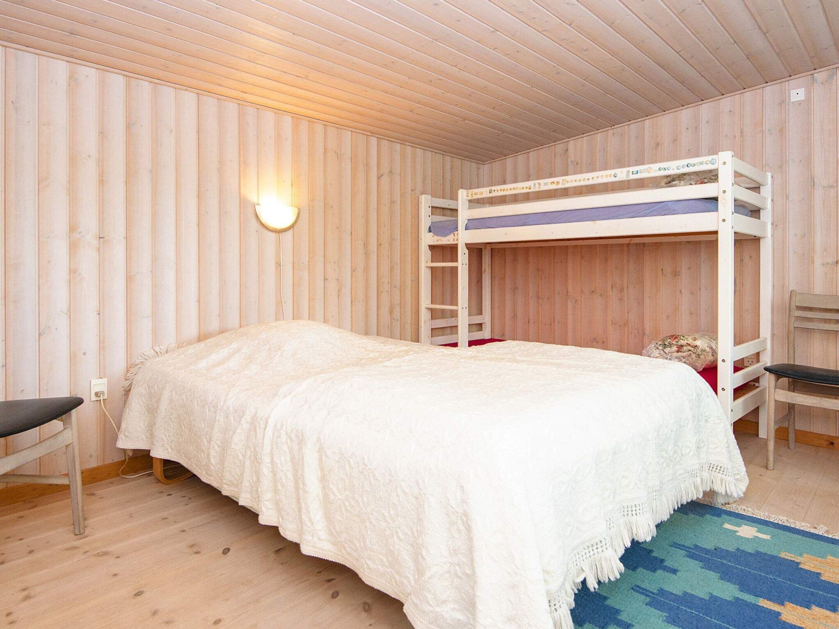 House | 2 bedrooms, individually furnished