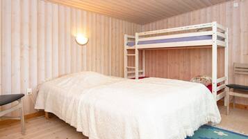 Ferienhaus | 2 Schlafzimmer, individuell eingerichtet