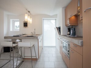 Apartment | Eigene Küche | Hochstuhl
