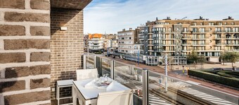Apartment in Koksijde Near Seawall & Beach