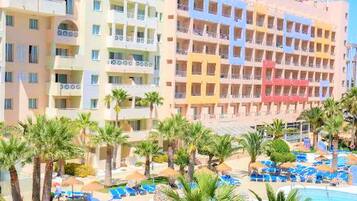 Apartment | Pool | Indoor pool, outdoor pool