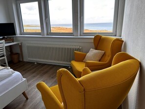 Living area - Holiday Apartment Oland (Nebel)