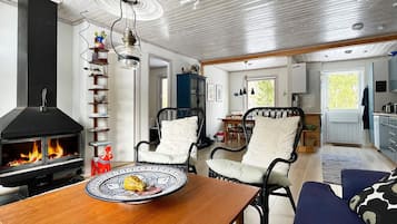 House | Dining