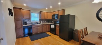 5 Minutes to Downtown Nauvoo - Great Spot for Young Families - Some Stairs